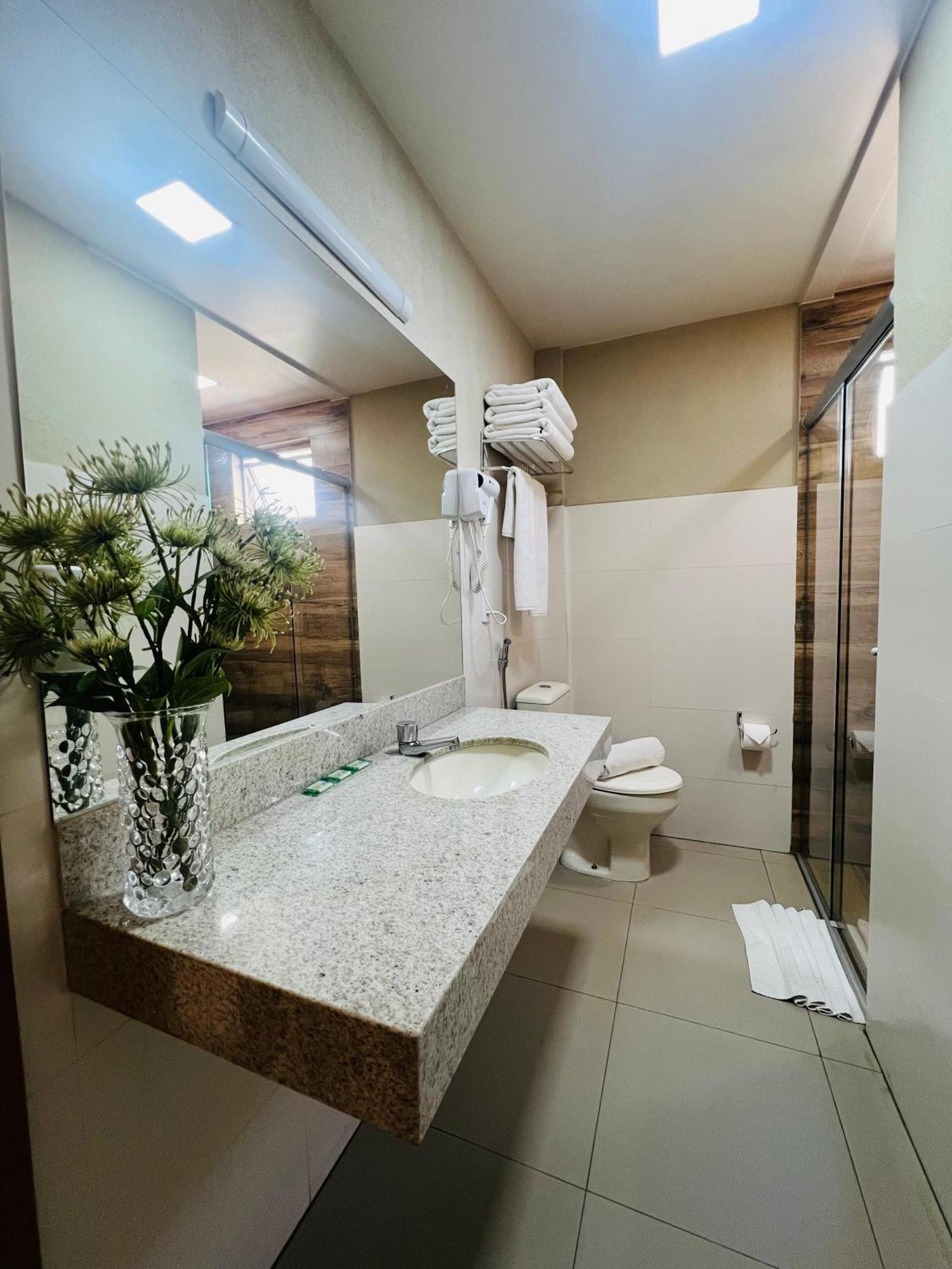Pousada Cerrado Goiânia Exterior foto